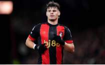 Liverpool, Milos Kerkez'i resmen açıkladı!