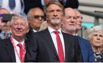 Manchester United'n yeni tesisinde genlere yer yok