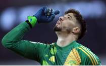 Manchester derbisinde kale Altay Bayndr'n!
