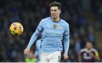 John Stones'tan transfer iddialarına yanıt!