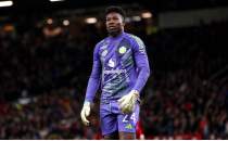 Onana, Manchester United'dan ayrlmak istemiyor!