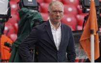 Paul Scholes'tan Arne Slot'a ar eletiri