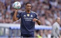 Arnold, Liverpool maçıyla dönüyor
