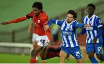 Brighton, Diego Gomez ile rahat turlad!