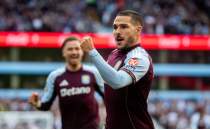 Aston Villa'dan ilk galibiyet!