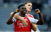 Bukayo Saka'dan Gykeres'e destek!