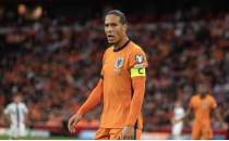 Marco van Basten'den Van Dijk'a liderlik eleştirisi!