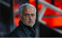 Newcastle, Mourinho'nun Benfica'sını dağıttı!