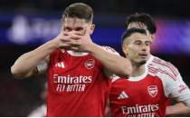 Arsenal, Atletico Madrid'i 14 dakikada yerle bir etti!