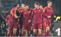 Roma, Genoa'y� ma�lup etti: Zirve yar��� k�z��t�