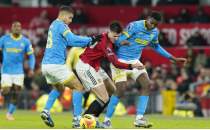 Manchester United'a evinde şok sonuç!