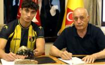 18 yaşındaki golcü Ertuğrul Sandıkcı, İstanbulspor'da