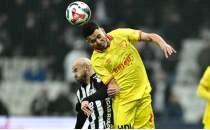 Göztepe, 4.'lüğü Beşiktaş'a hediye etti