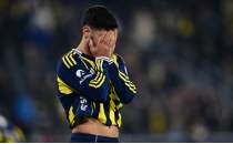 Fenerbah�e, zirve yar���nda b�y�k f�rsat tepti!