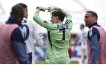 Süper Lig maçında kaleden kaleye gol atıldı!