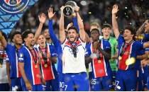 UEFA Süper Kupa şampiyonu Paris Saint-Germain, kupasını aldı