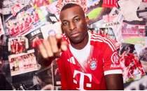 Milan'dan b�y�k forvet operasyonu!