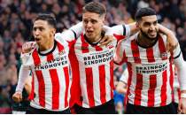 PSV'den Feyenoord'a erken şok