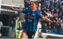 Atalanta, Napoli'den son umutlar�n� da ald�