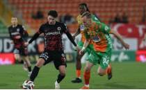 Gen�lerbirli�i'nin konu�u Be�ikta�