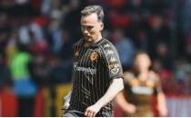 Hull'un k�t� gidi�at� s�r�yor; �bre tersine d�nd�