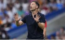 Xabi Alonso, Chelsea ile anla�t�!