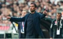 Liverpool'da Van Bronckhorst ile yollar ayrıldı