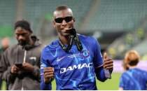 Aston Villa, Nicolas Jackson'u kadrosuna kat�yor