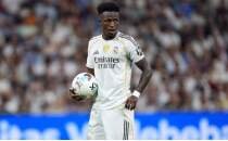 Real Madrid'den Vinicius karar�!
