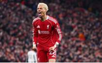 Liverpool, ligde be� hafta sonra kazand�