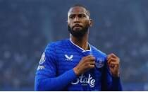 Everton, evinde Chelsea'yi yıktı!