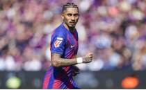 Raphinha, Barcelona'dan ayr�lmak istemiyor