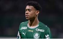 PSG'den 18 ya��ndaki y�ld�za yak�n takip