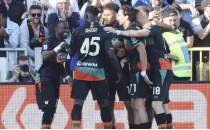 Venezia, Napoli'yi devirerek sezonun ilk galibiyetini aldı!