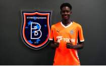 Başakşehir, Njie ile sözleşme yeniledi