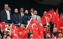 Fenerbahçe yönetimi, Tüpraş Stadyumu'nda!