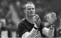 Arsenal'in eski kalecisi Manninger hayat�n� kaybetti!