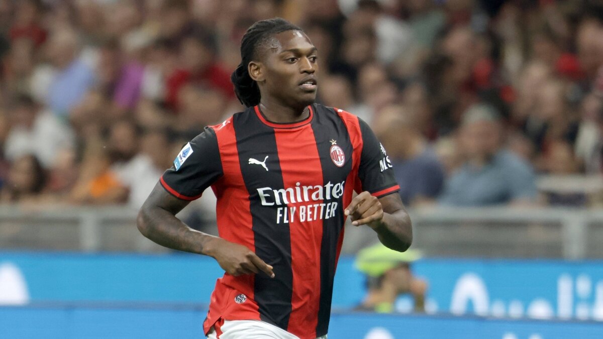 Rafael Leao'dan Galatasaray'a kötü haber!