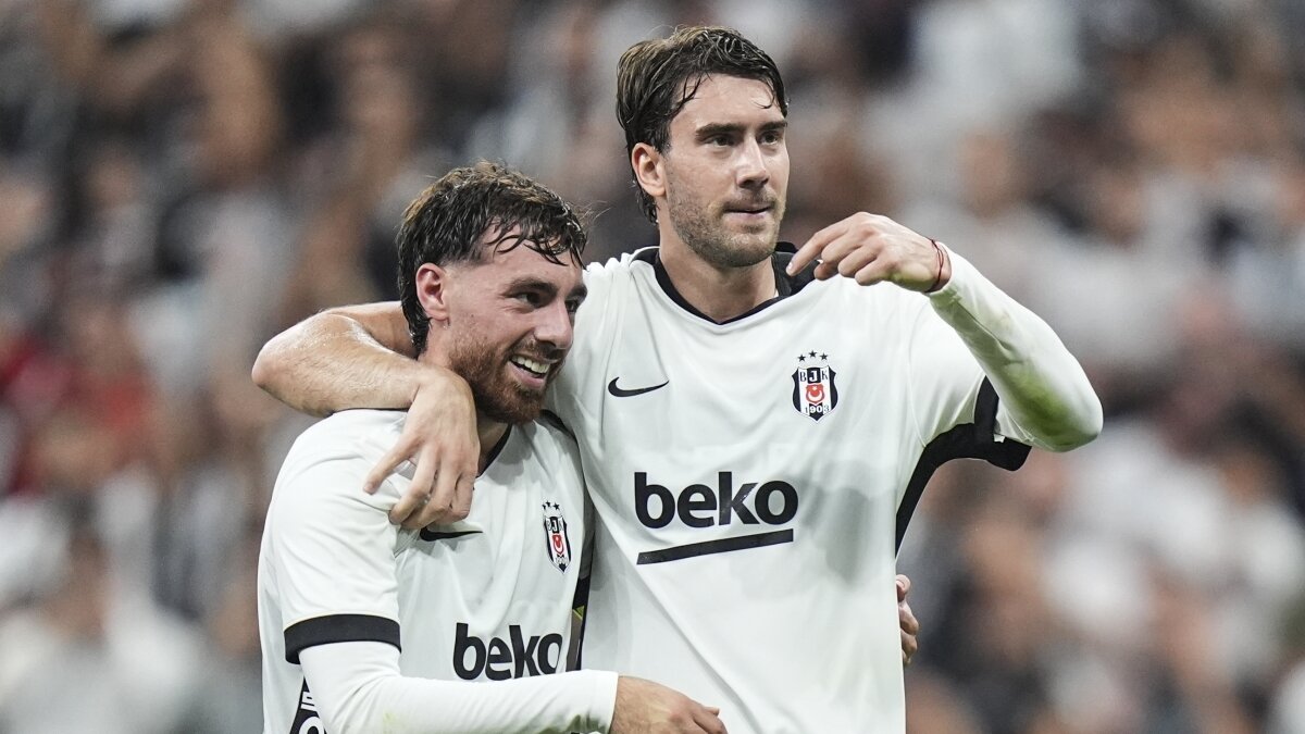 Vlahovic İtalya'da manşetleri süsledi