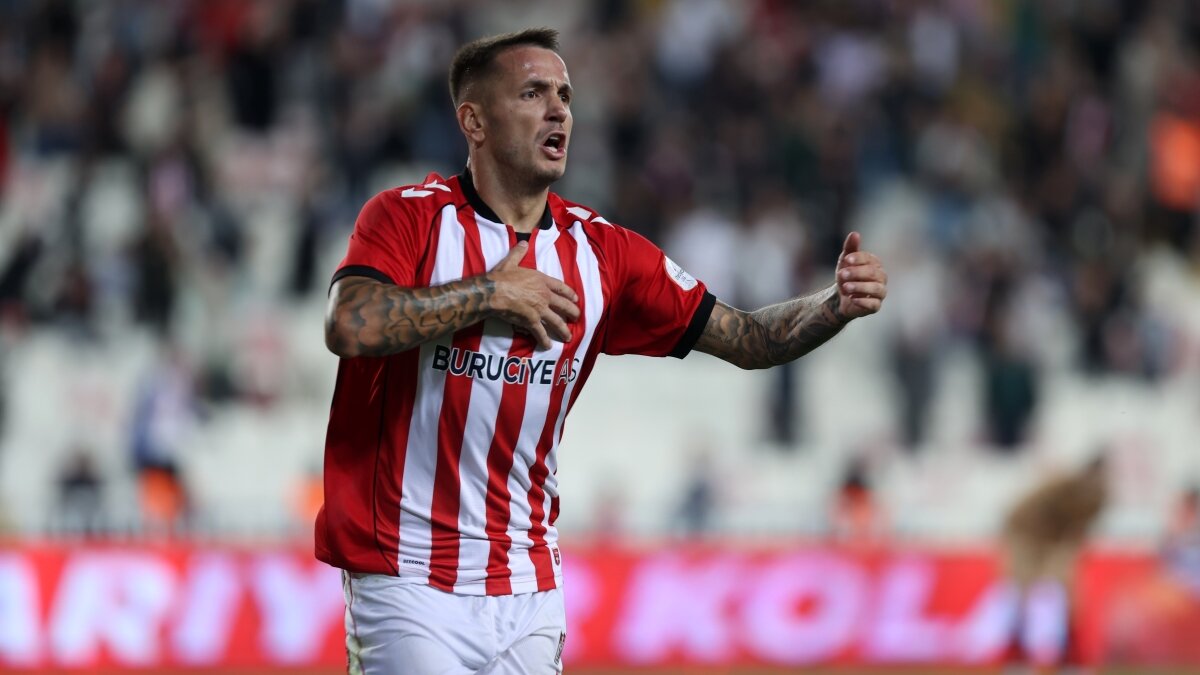 Sivasspor'un ligdeki galibiyet hasreti 6 maça çıktı