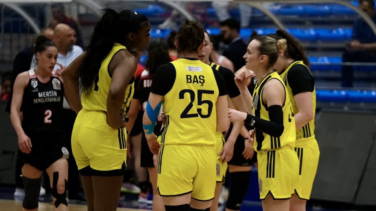Fenerbahçe Tarfin ile ÇBK Mersin Süper Kupa'da karşılaşacak