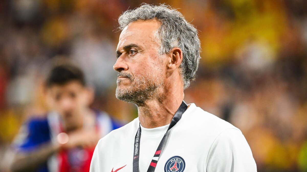 PSG, teknik adam Luis Enrique'nin sözleşmesini uzattı