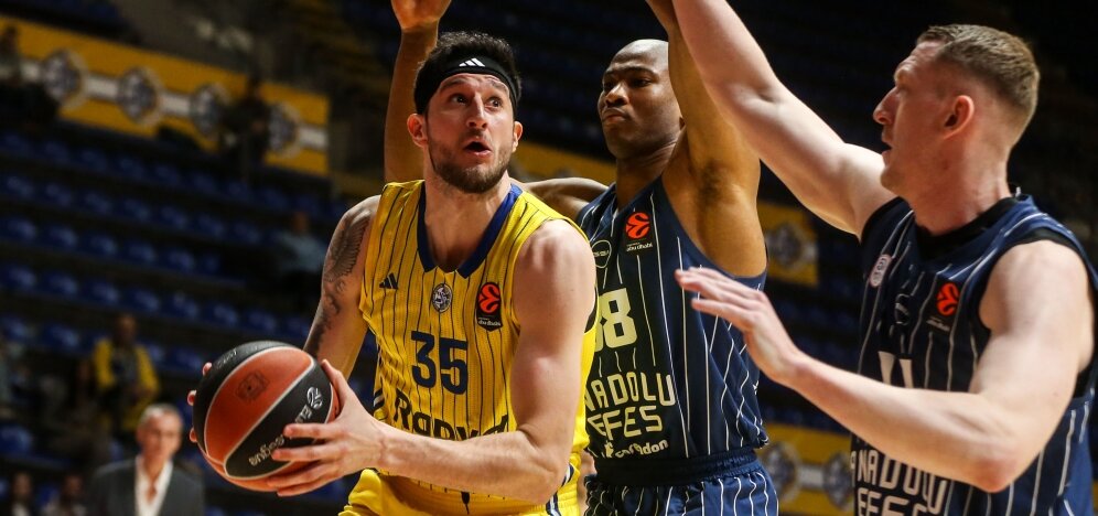 ANADOLU EFES'TEN TATSIZ PROVA