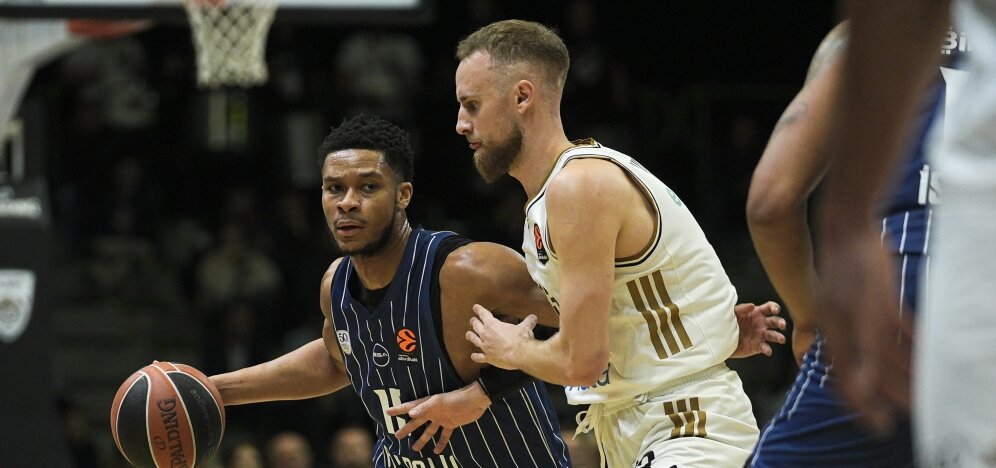 A.EFES'TEN 16 SAYI FARK!