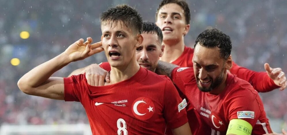 F�NAL OYNARSAK,GELECEK PARA!