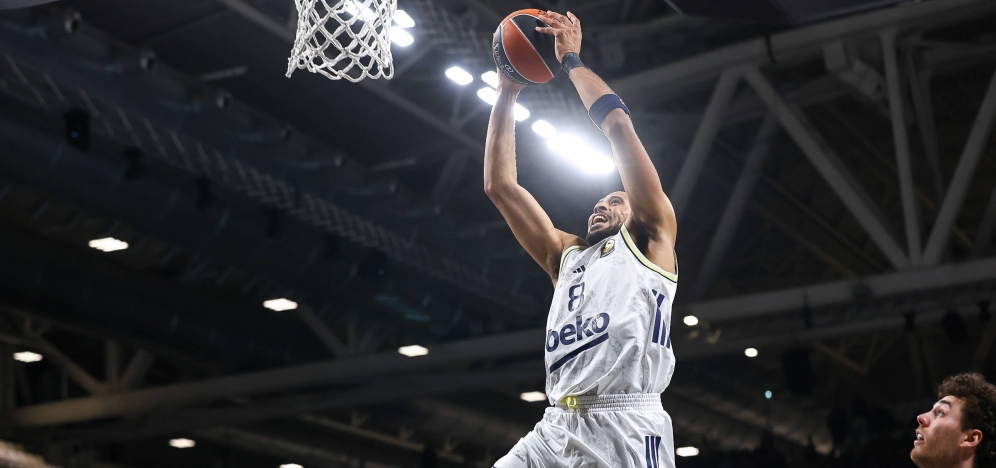 FENERBAH�E BAMBA�KA SEV�YEDE