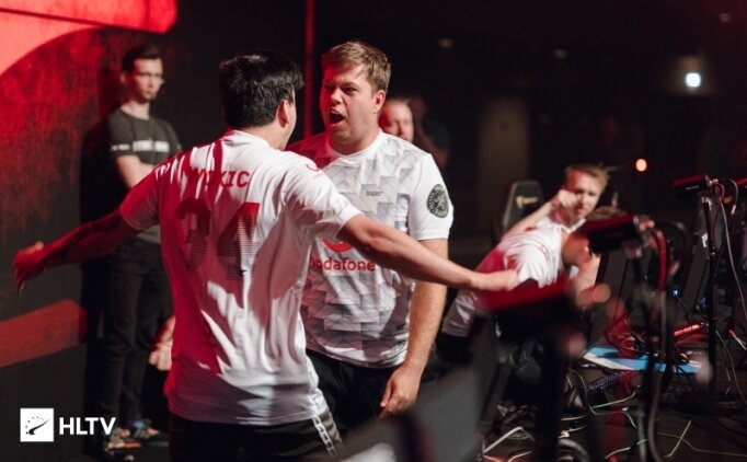 WOXIC'L� MOUZ ���N KR�T�K G�N!